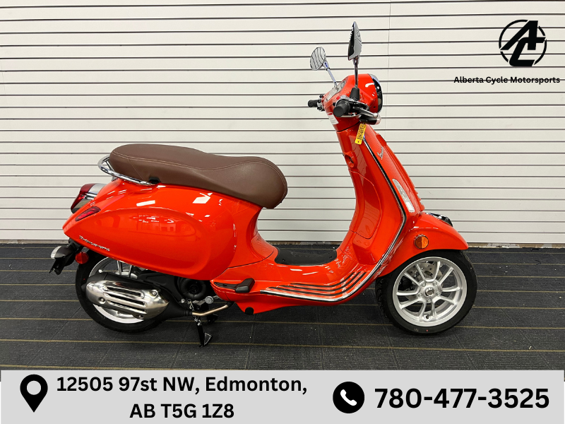 Vespa 50 2021 Vespa Sprint 50 NERO Cycles Devos