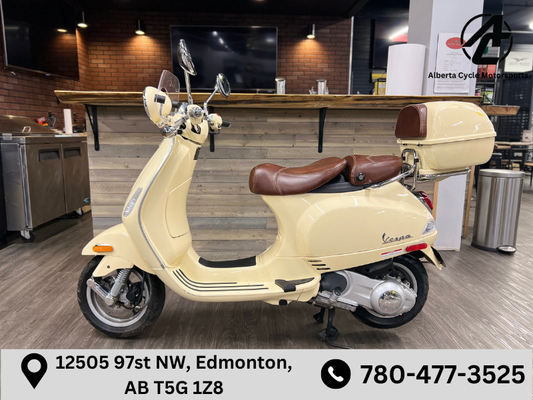 2009 Vespa LXV 150 (C0043)