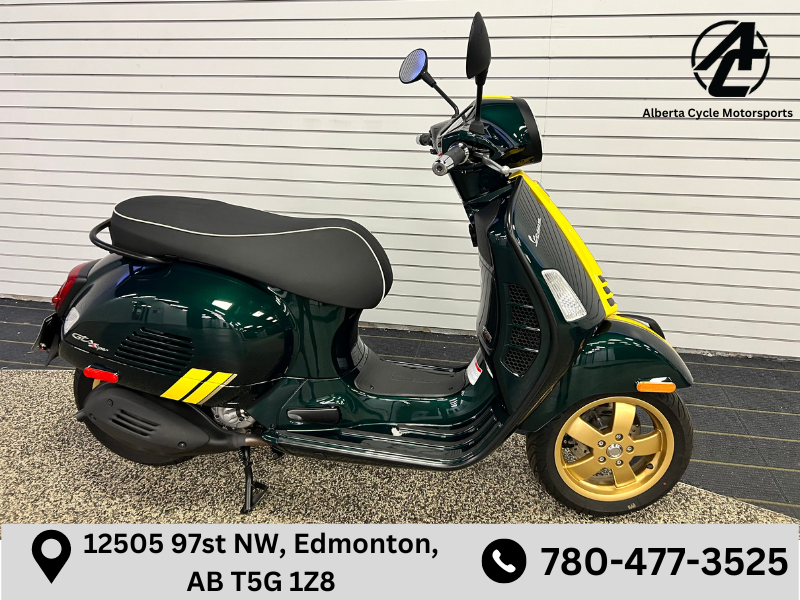 2021 Vespa GTS Super 300 (US0026)