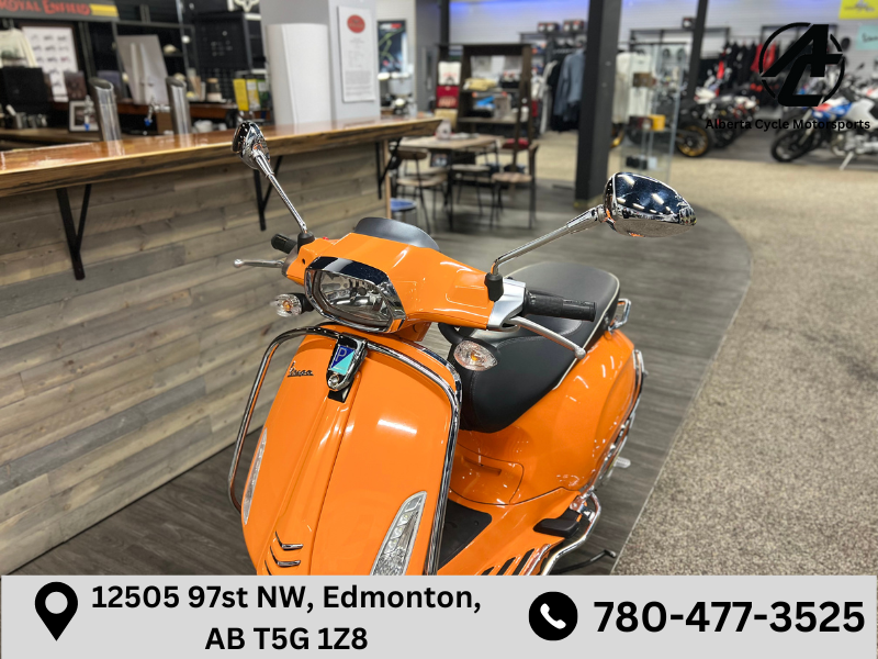 2018 Vespa Primavera 50 (US0034)