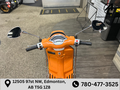 2018 Vespa Primavera 50 (US0034)